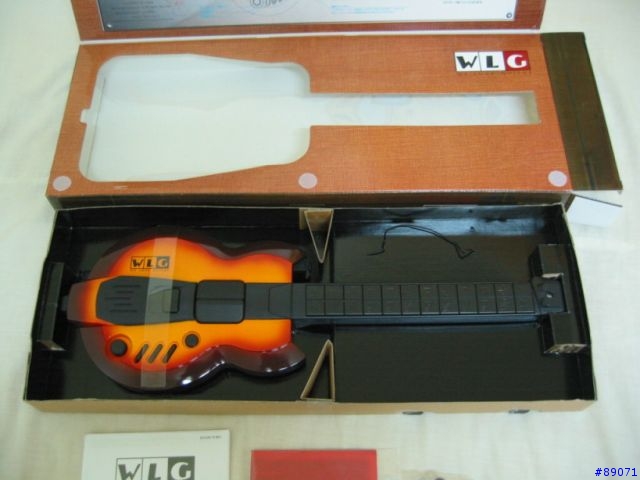 [分享]好玩的小吉他 We Love Guitar