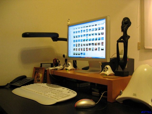 [勸敗]當Apple Cinema 20"遇上SONY 17"