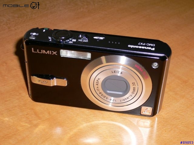 [分享+炫耀文]啥咪!!竟然買到黑色的Panasonic-FX7  >_