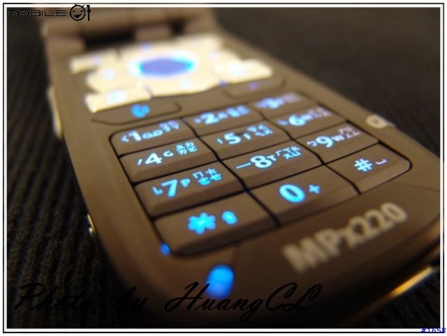 Hello MOTO MPx220 深邃黑....終於入手...(圖)