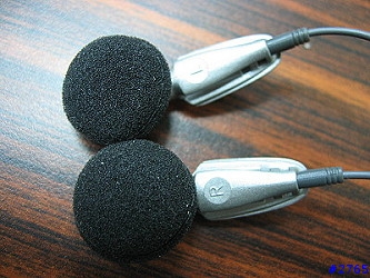 [配件] Sony Ericsson 的雙耳 MP3 耳機