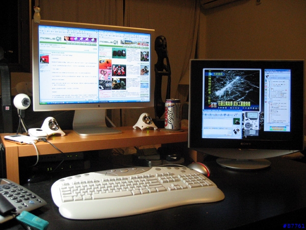 [勸敗]當Apple Cinema 20"遇上SONY 17"