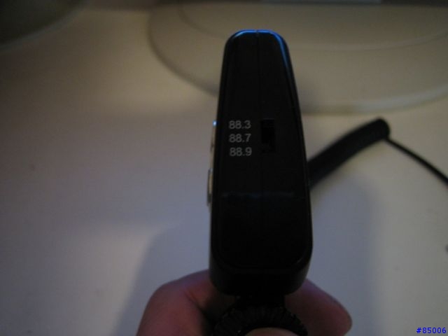 [分享]mp3車用轉接器！還可以充電，真是gps使用者的福音呀^^