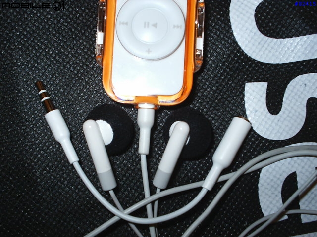 [分享]iPod shuffle首款運動保護套介紹！