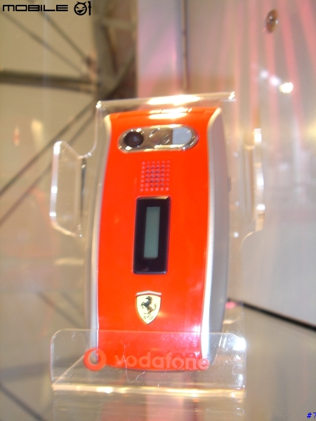 【2005 CeBIT展 】Sharp GX25法拉利限量版