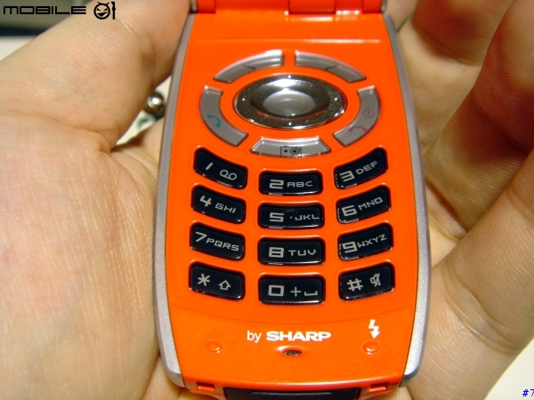 【2005 CeBIT展 】Sharp GX25法拉利限量版