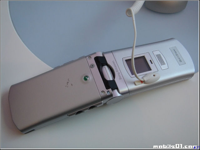 【2005 漢諾威Cebit展 】SonyEricsson Z800i篇
