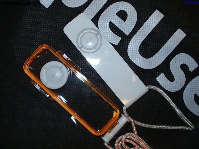 [分享]iPod shuffle首款運動保護套介紹！