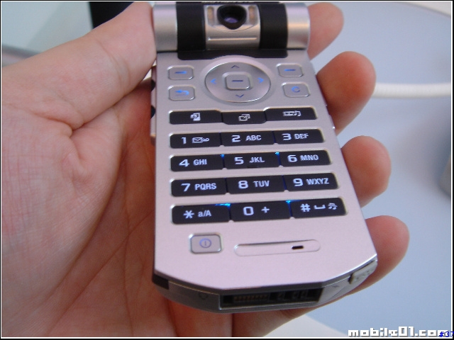 【2005 漢諾威Cebit展 】SonyEricsson Z800i篇
