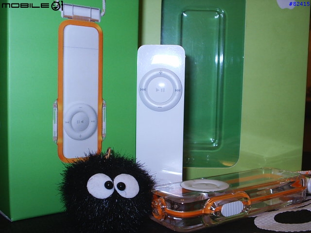 [分享]iPod shuffle首款運動保護套介紹！