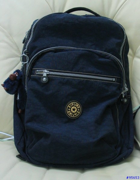 [分享] kipling 電腦後背包 .