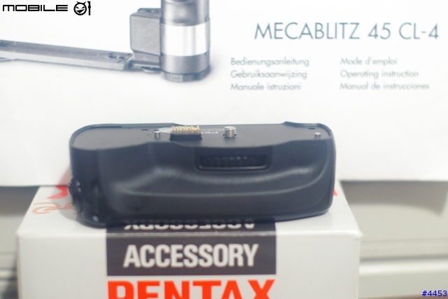 [分享不勸敗]Pentax原廠*IstD電池把手 D-BG1購入