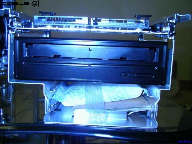 [分享]我的shuttle xpc SN25P組裝分解加顯卡磨輪改裝