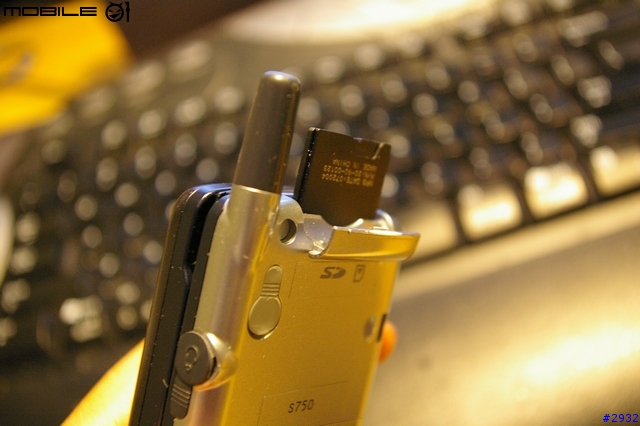[大力分享.不勸敗]你喜歡日系手機嗎? "大"家閨秀Sanyo S750自私評測