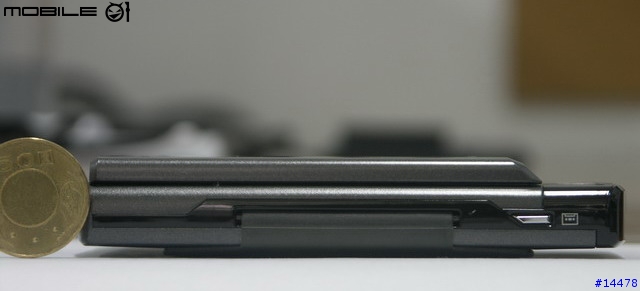 HP iPAQ hx4700 原廠專用厚電池3600mAh 的廬山真面目~~