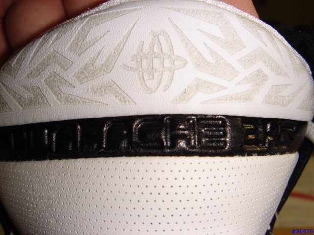 我的新戰靴..Nike Air Zoom Huarache 2K5