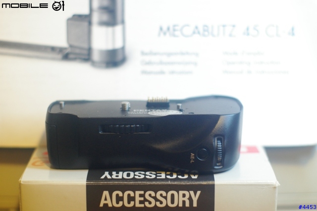 [分享不勸敗]Pentax原廠*IstD電池把手 D-BG1購入