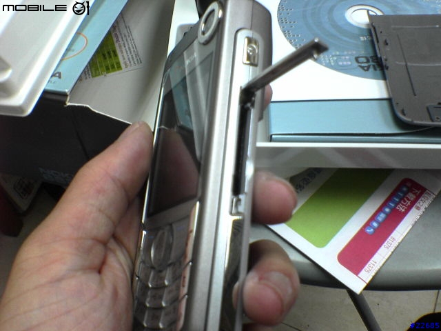 優先試玩 3g 手機 6680