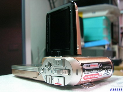 [分享] Sanyo C5 古銅金 (圖片)
