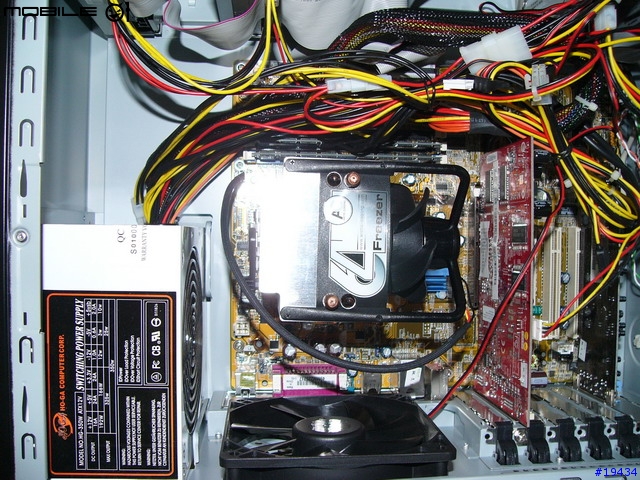 [勸敗]打造安靜電腦第二部～無聲+散熱佳的CPU風扇ARCTIC COLLING Freezer 64