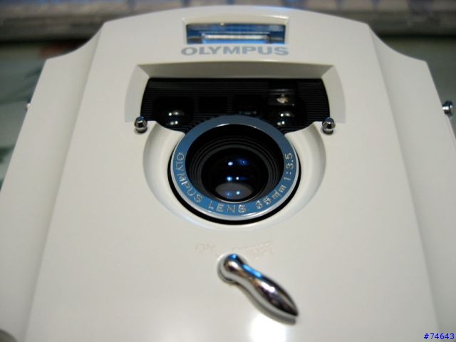 [純白限量版] Olympus Ecru [不跟數碼相機妥協2]