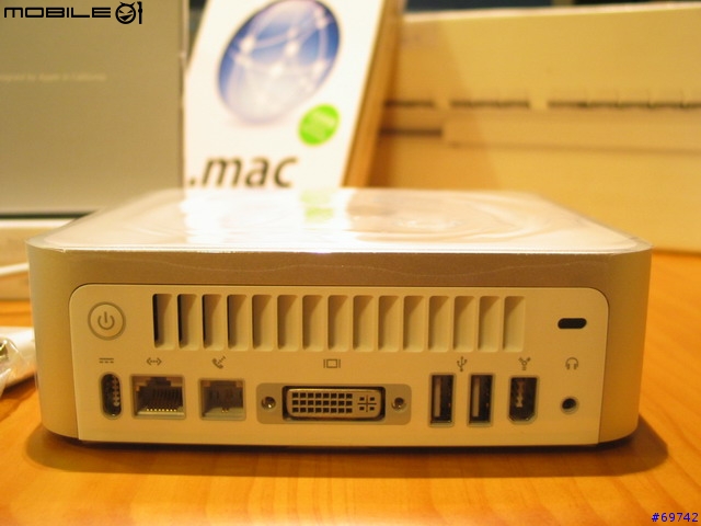 [MoMo桑分享] Apple Cinema Display 20" + Mac Mini + BT Mouse & Keyboard