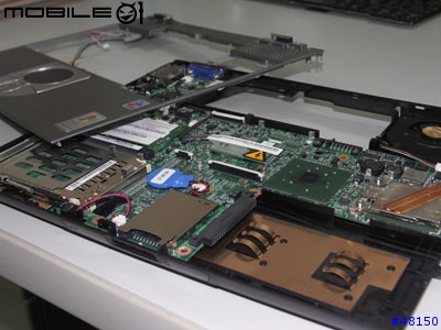 [解剖報告]一起拆機吧～～ACER travelmate370 瘋狂拆機實錄（圖多是一定要的啦！！）[圖已全部貼完喔，居然有51張圖啦]