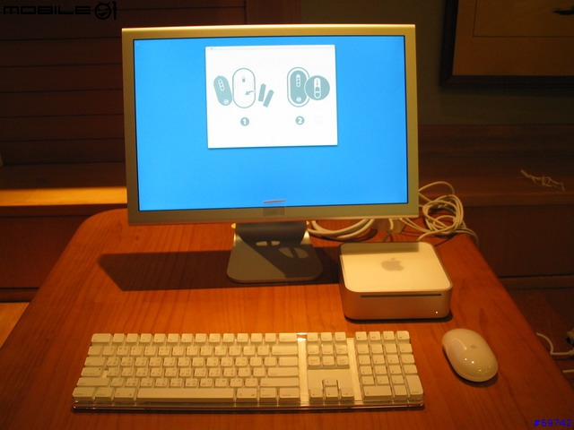 [MoMo桑分享] Apple Cinema Display 20" + Mac Mini + BT Mouse & Keyboard