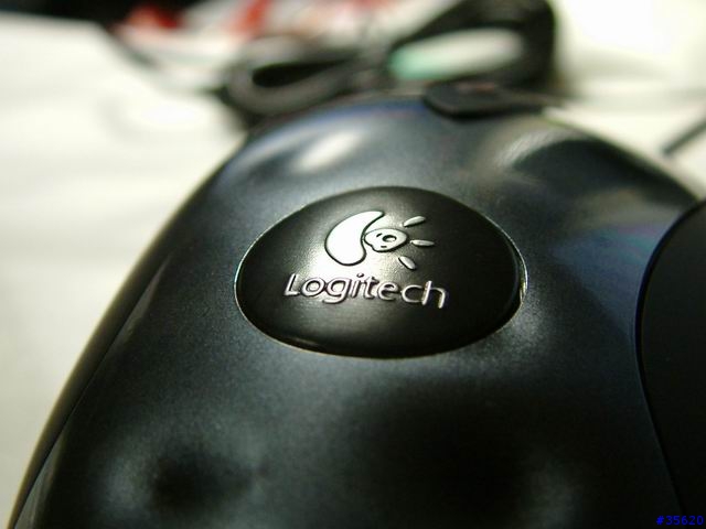 [分享]羅技1600 DPI滑鼠--MX 518報告（圖多）