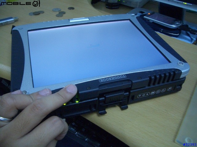 [分享]日本機，panasonic 防水防塵NOTEBOOK=TABLE PC (補上文字介紹)