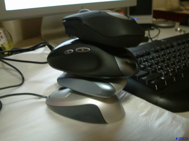 [分享]羅技1600 DPI滑鼠--MX 518報告（圖多）