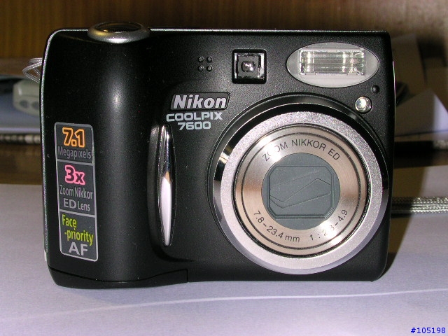 新機入手Nikon Coolpix 7600(7900三號電池版)簡單介紹(新增夜景模式)