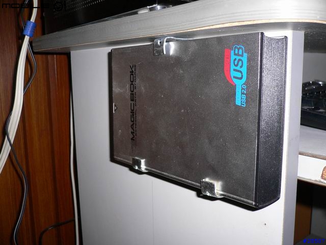 [學別人的]我的硬碟外接盒(修正版)及mini PS2收納心得