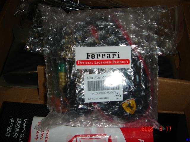 超級勸敗照Ferrari 4000(外觀篇)