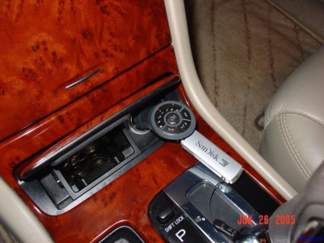 [分享]方便快速在車上聽MP3的省錢方法