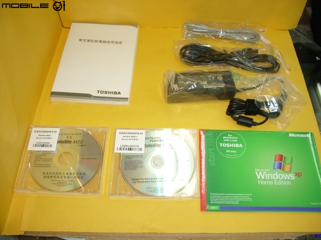 [分享]TOSHIBA M50 14"鏡面寬螢幕(國產品牌準備接招囉)