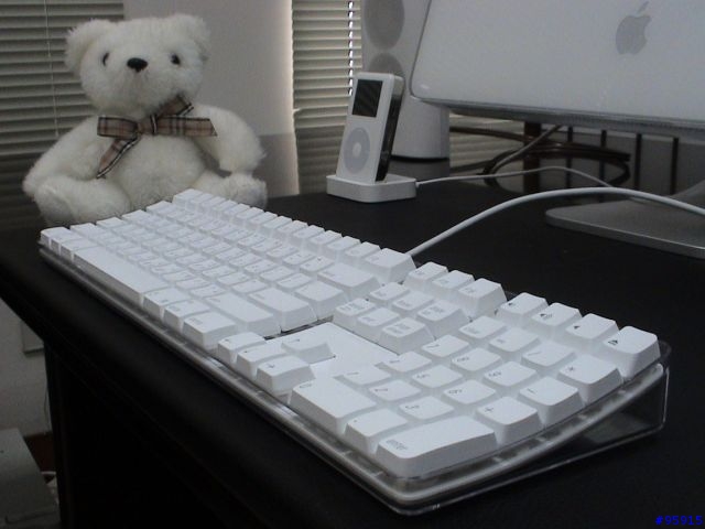 [分享] (加上圖了!!) 終於加入蘋果家族!! 新iMac G5 20吋＋新iPod 60G＋Altec Lansing MX-5021(white)