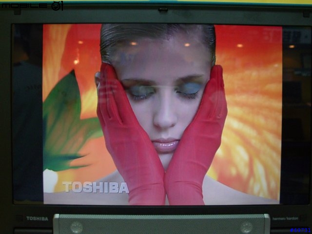 [分享]TOSHIBA M50 14"鏡面寬螢幕(國產品牌準備接招囉)