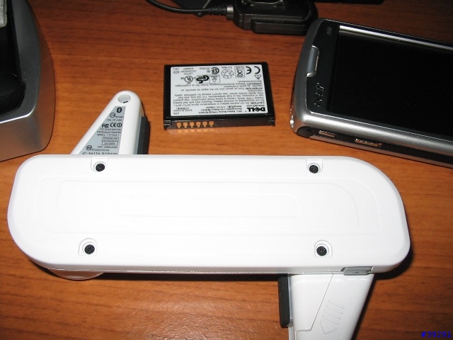 [分享] 一瞥 BGP-100 GamePad 藍芽搖桿