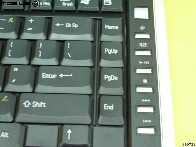 [分享]TOSHIBA M50 14"鏡面寬螢幕(國產品牌準備接招囉)