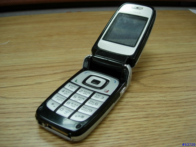 [分享] Nokia 6101 到手報告 (7月11日修改，圖多)
