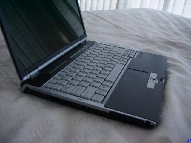 [分享]日式14吋的誘惑- Fujitsu S7020D