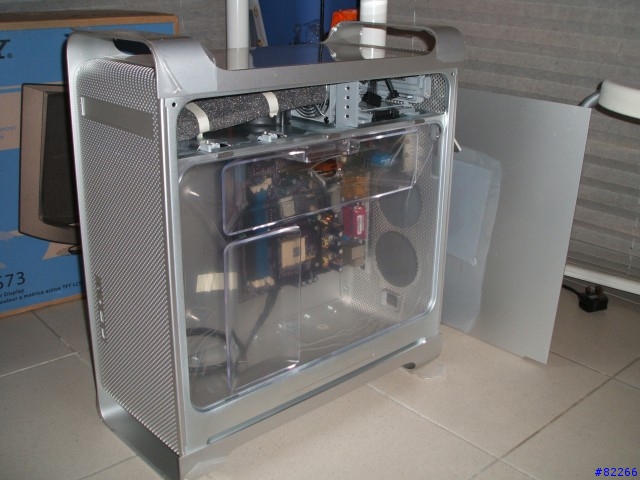 Apple G5 Case mod to Intel PD830