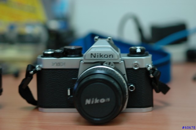 [分享]傳統的觸感Nikon FM2 + 現代的經典 小黑三