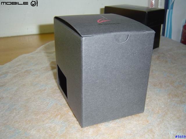 [一點小小的抱怨] G-Shock跟Baby-G外盒之比較