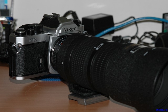 [分享]傳統的觸感Nikon FM2 + 現代的經典 小黑三