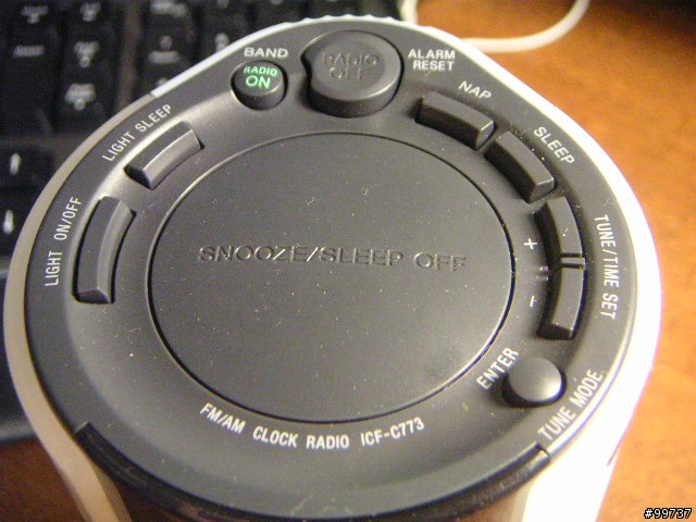 Sony - Dream Machine (AM/FM 廣播計時鬧鐘)