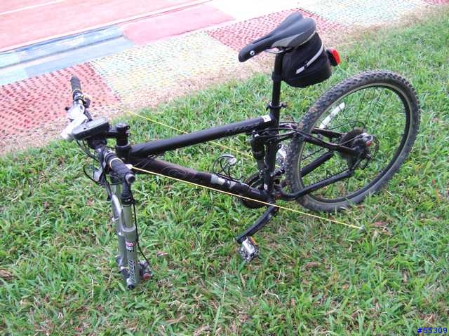 (分享)topeak bikamper自行車帳(1/1/2006更新巴棍農場之旅)