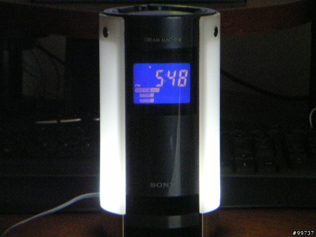 Sony - Dream Machine (AM/FM 廣播計時鬧鐘)