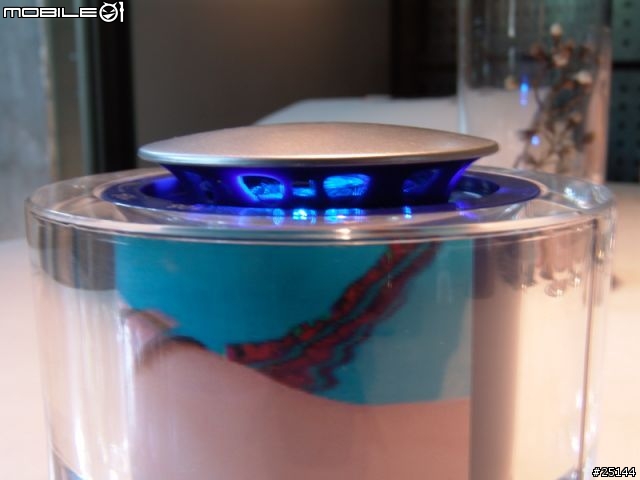 [阿西摩分享] 好看好用的小收音機 - Troika 收音機